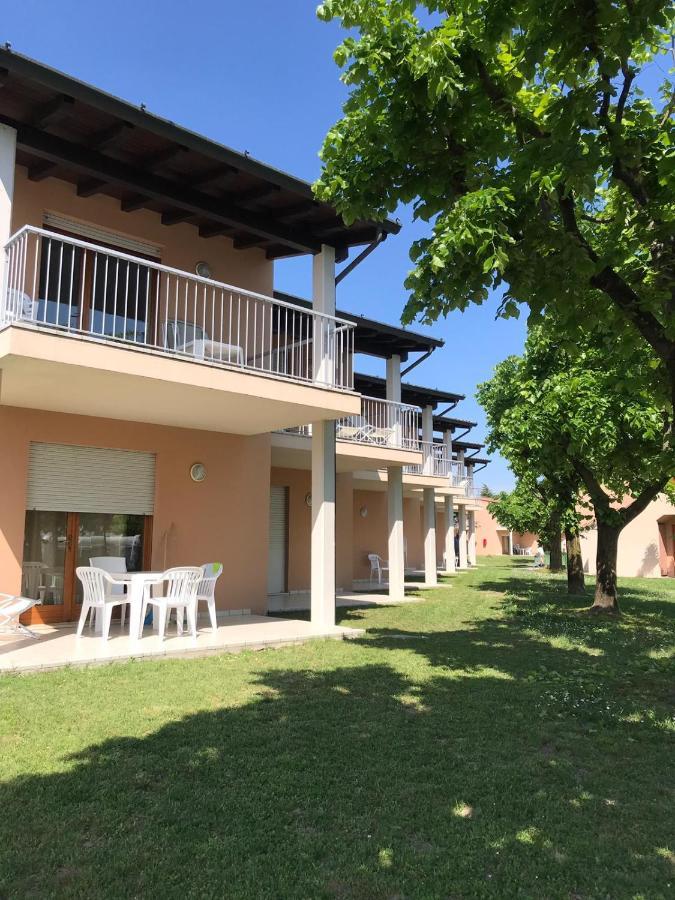 Ohana Apartments Camping Tiglio 시르미오네 외부 사진