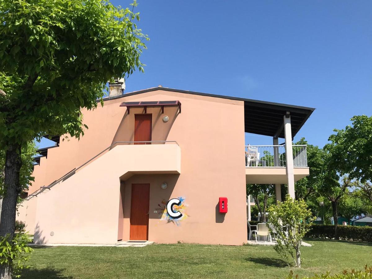 Ohana Apartments Camping Tiglio 시르미오네 외부 사진